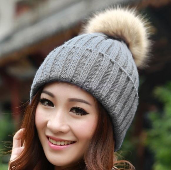 Charles William Fur Pompom Hat Knitted Winter Warm Woollly Pom Pom Beanie Classic Grey