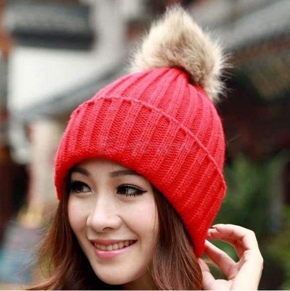 Charles William Fur Pompom Hat Knitted Winter Warm Woollly Pom Pom Beanie Classic Red