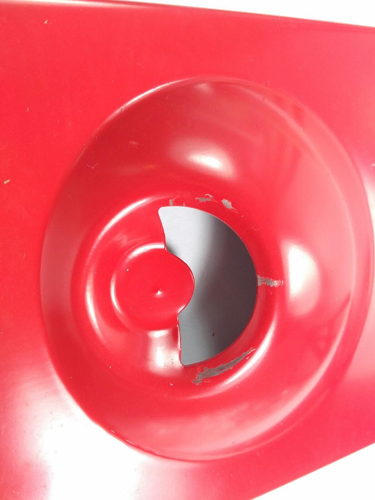 Red Strong Magnetic Metal Fridge Magnet Beer Bottle Opener Bar Restaurant Scuffed