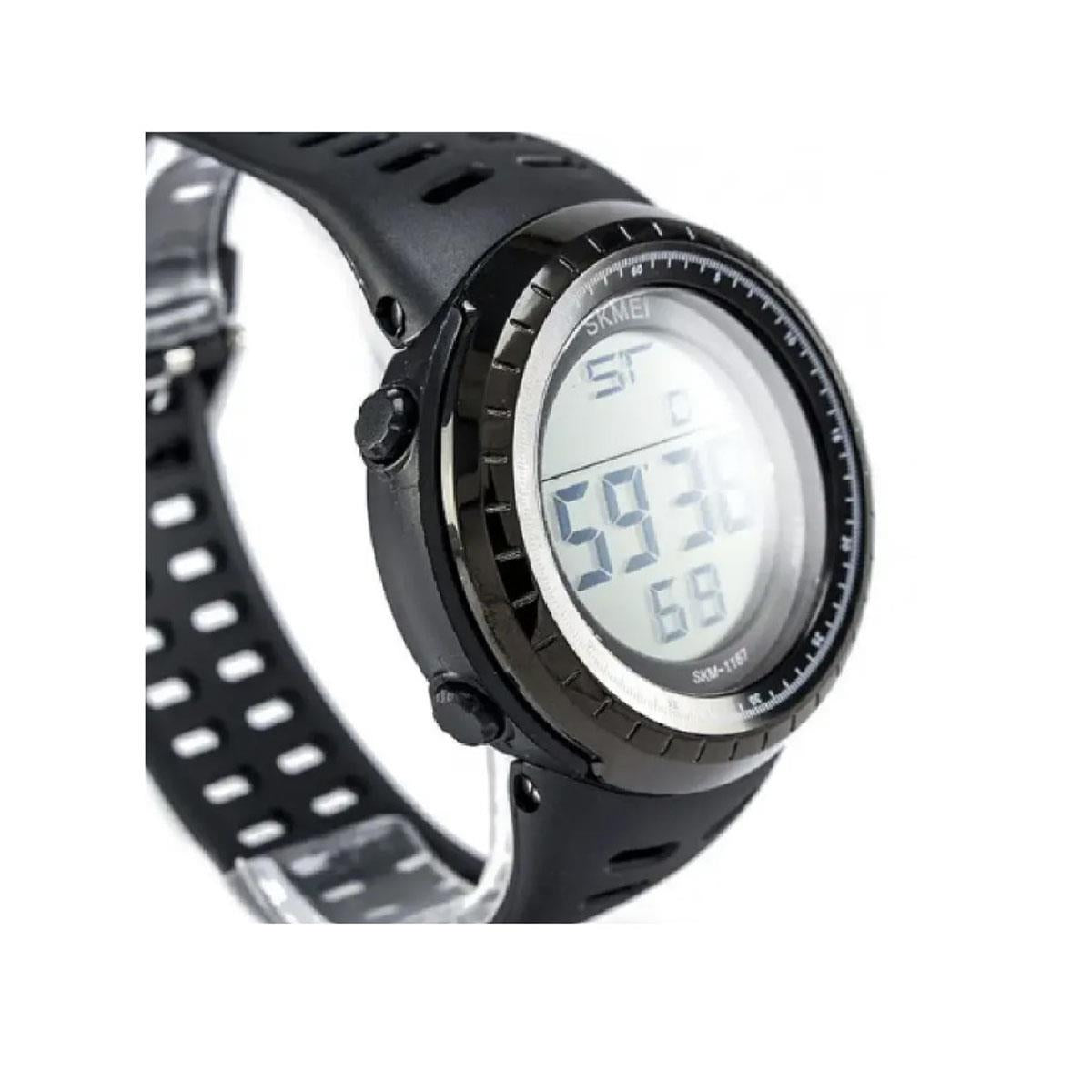 Large Clear Display Digital Watch with Day, Date, Stopwatch and Alarm