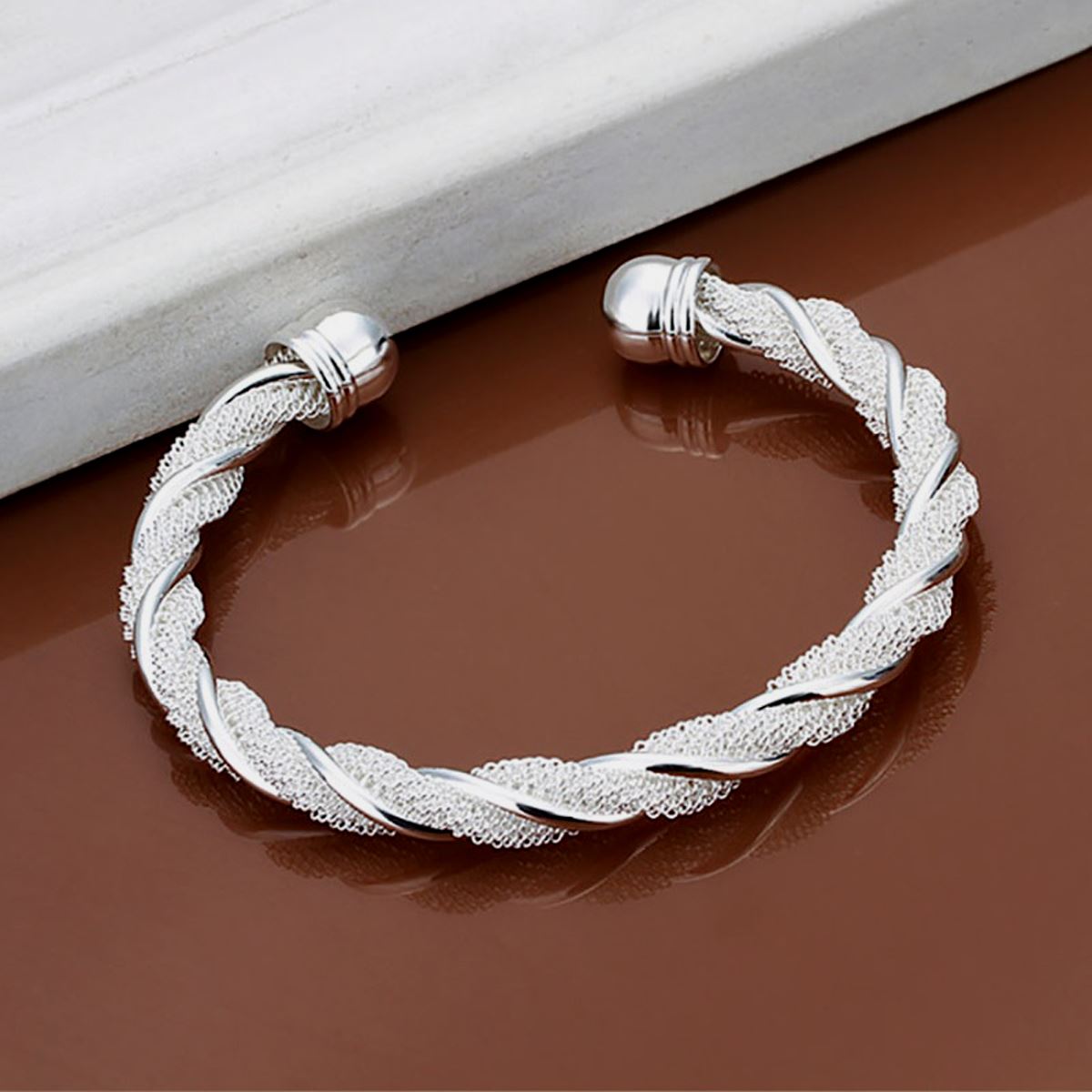 Women's Beautiful Silver Plated Twist Bracelet Bangle Silver Weave Design UK Seller BG1701