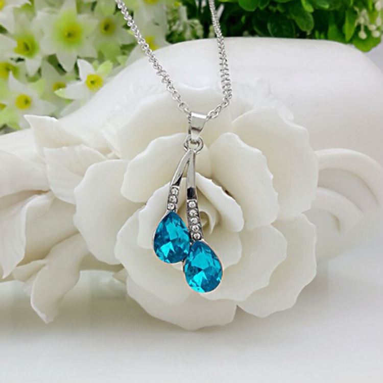 Sky Blue Women's Pendant Necklace And Drop Earrings Set Flower Waterdrop UK BGCW0064