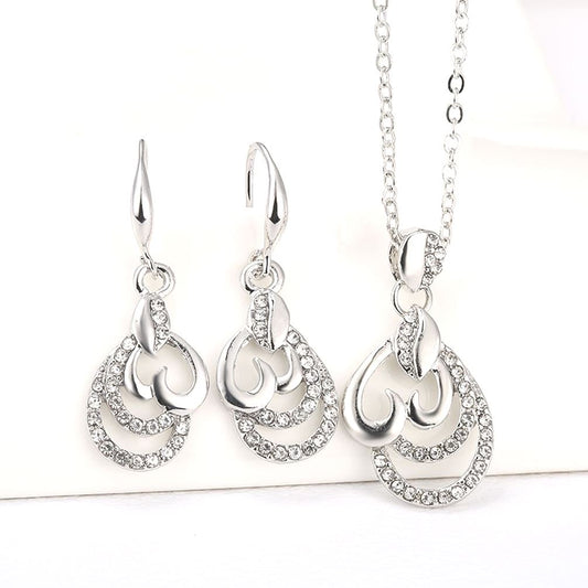 Beautiful Silver Heart Drop Pendant Necklace & Earrings Jewellery Set from Charles William