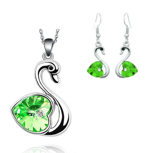 Crystal Love Heart In Green Swan Jewellery Set Earrings And Matching Necklace Silver