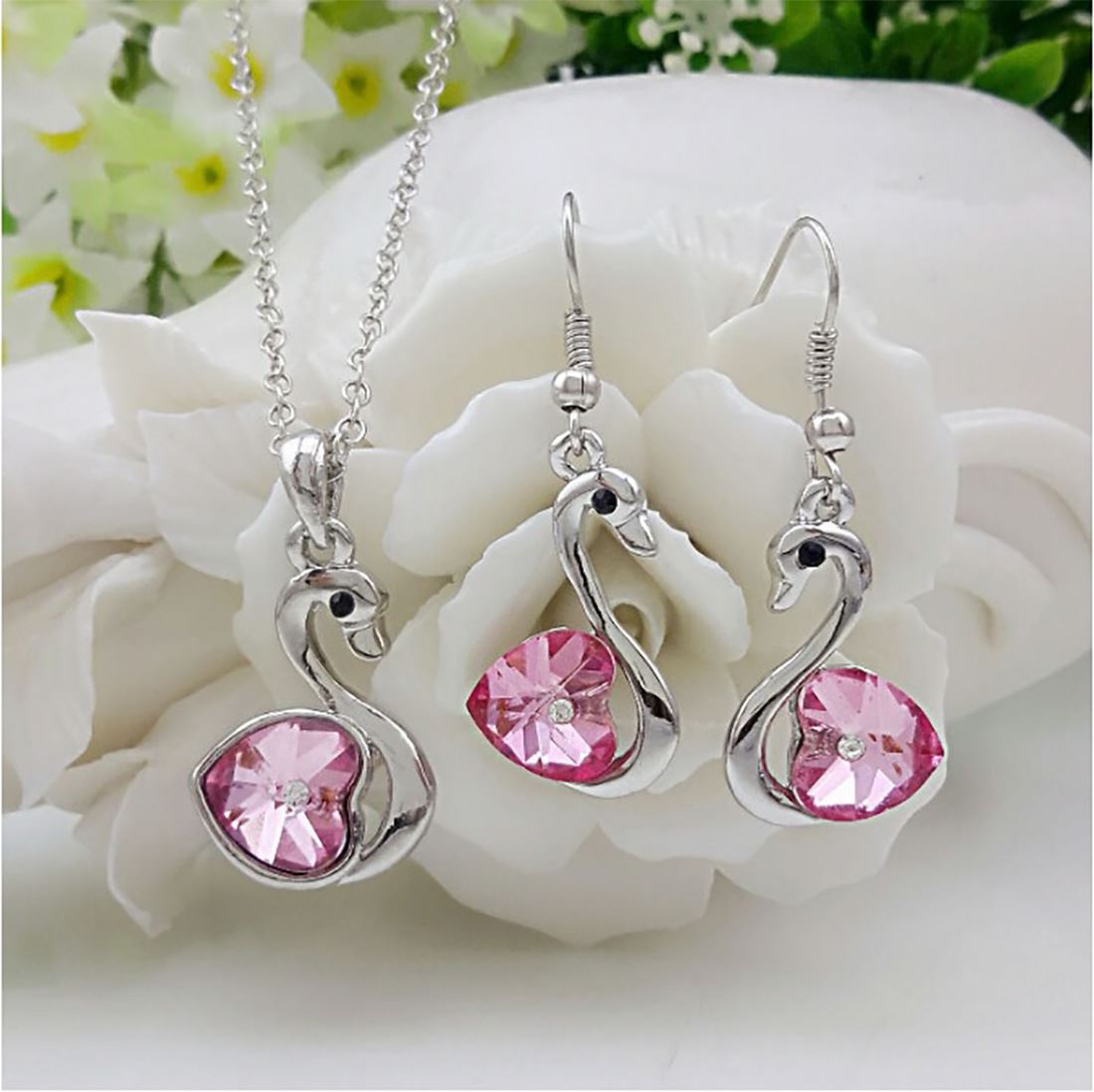 Beautiful Crystal Love Pink Heart In A Swan Jewellery Set Earrings And Matching Necklace